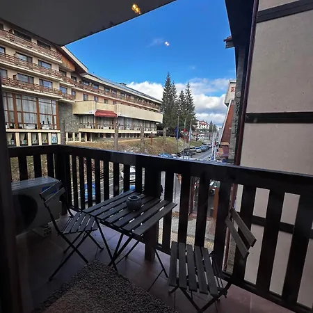 35 Mountain Apartman *